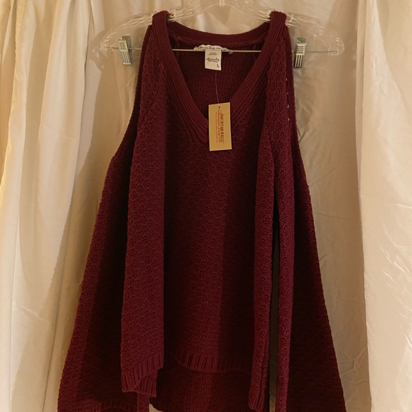 American Rag Cold-Shoulder - Picture 2 of 7